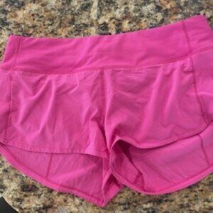 lululemon speed shorts 2.5 low rise size 6 pink